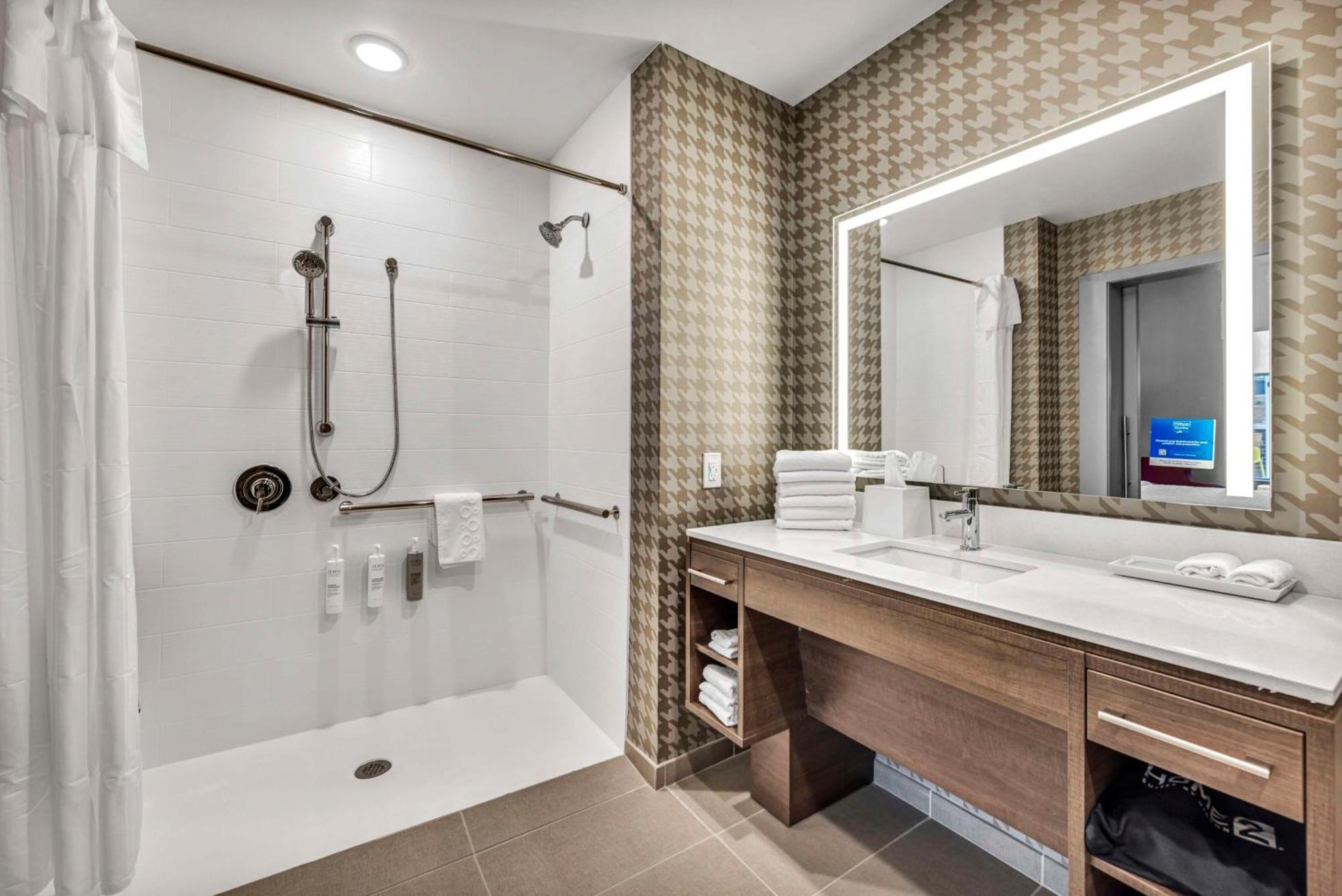 Home2 Suites By Hilton Raleigh West Lenovo Center Екстериор снимка