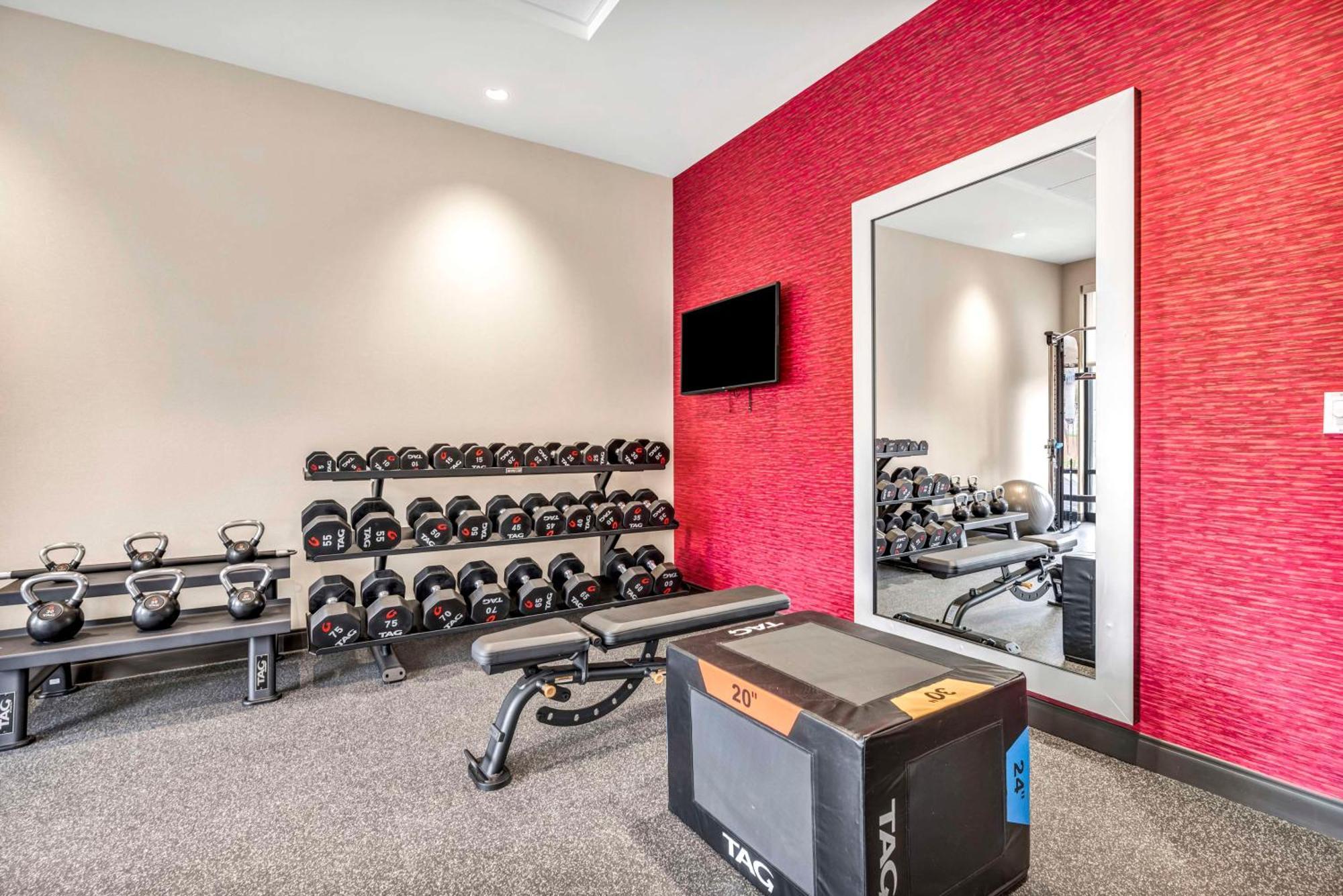 Home2 Suites By Hilton Raleigh West Lenovo Center Екстериор снимка