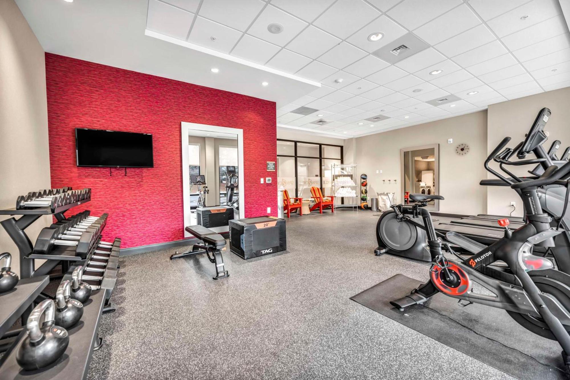 Home2 Suites By Hilton Raleigh West Lenovo Center Екстериор снимка